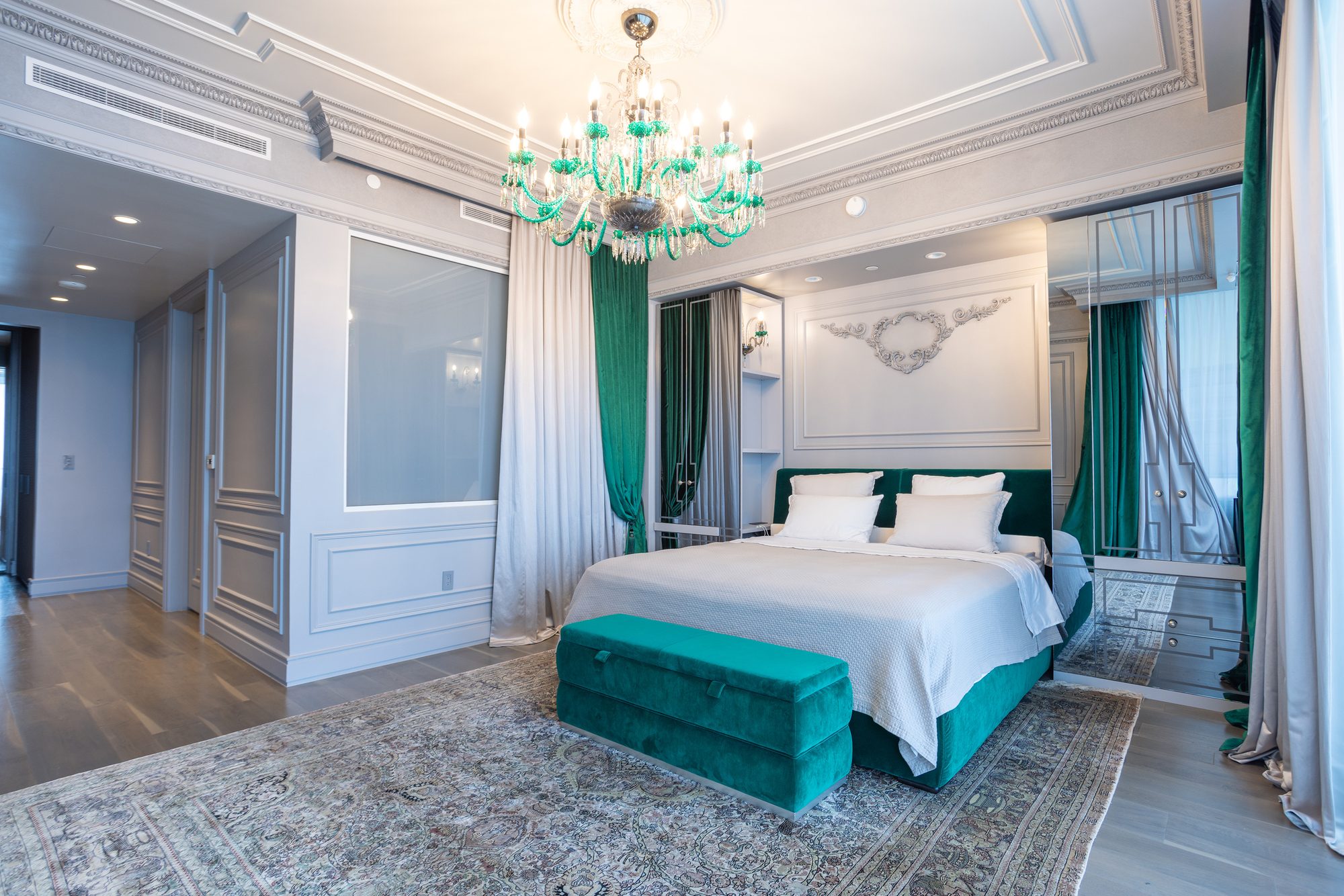 Principal bedroom at The Estates at Acqualina